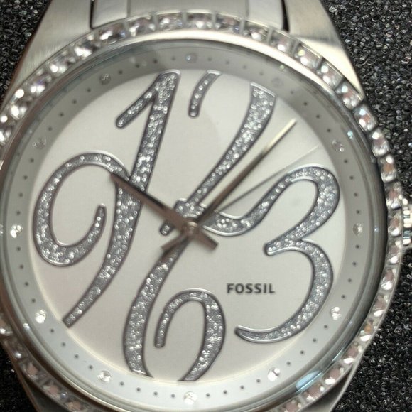 Fossil Women\'s Quartz Analog Silver Ladies Watch BQ1094 main image 5